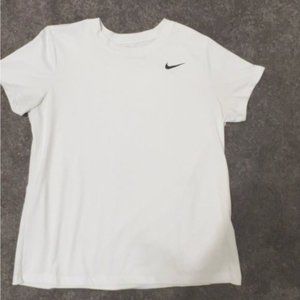 Nike Dri-FIT Legend Women's